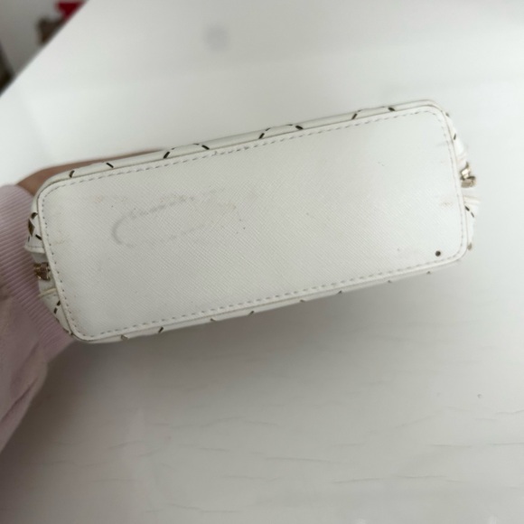 Michael Kors White Gold Cosmetic Case Diamond Pattern Makeup Zipper Closure - Picture 3 of 5
